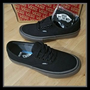 vans authentic pro black gum